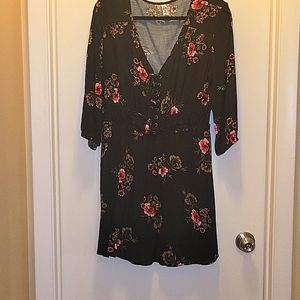 Black floral tie front dress. Sz. Large